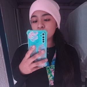 Meet your Posher, Ana